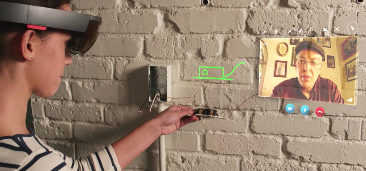 skype-video-chatting-works-hololens.1280×600
